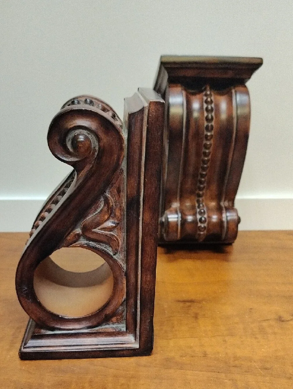 Ornate Decorative Resin Corbels in Warm Brown